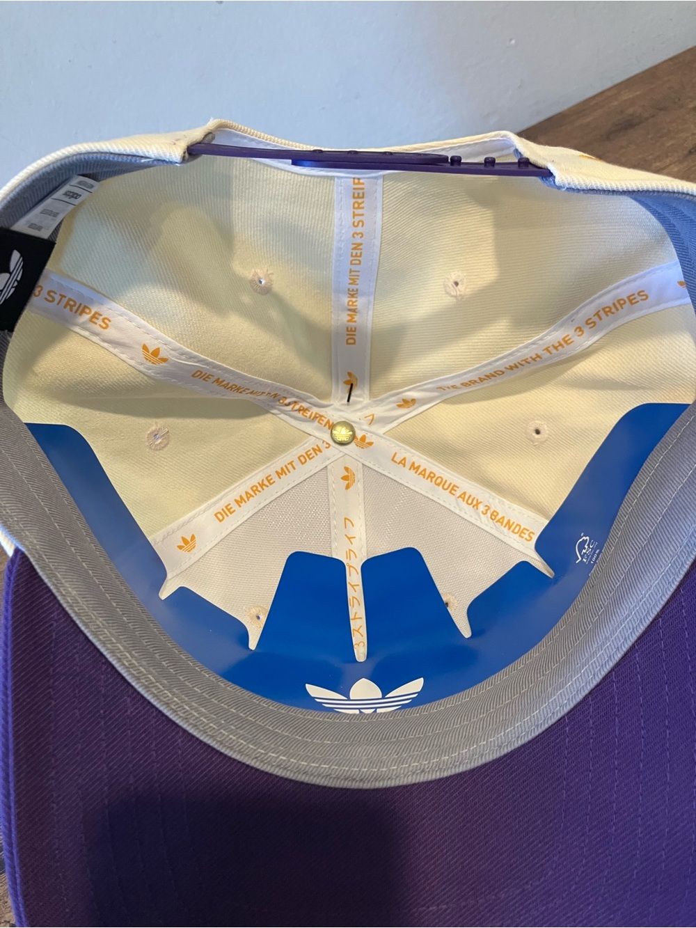 Adidas hat - Picture 5 of 5